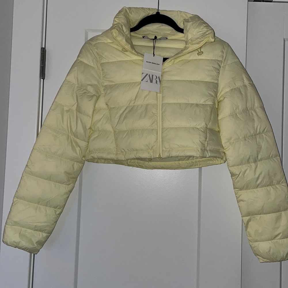 ZARA cropped puffer
